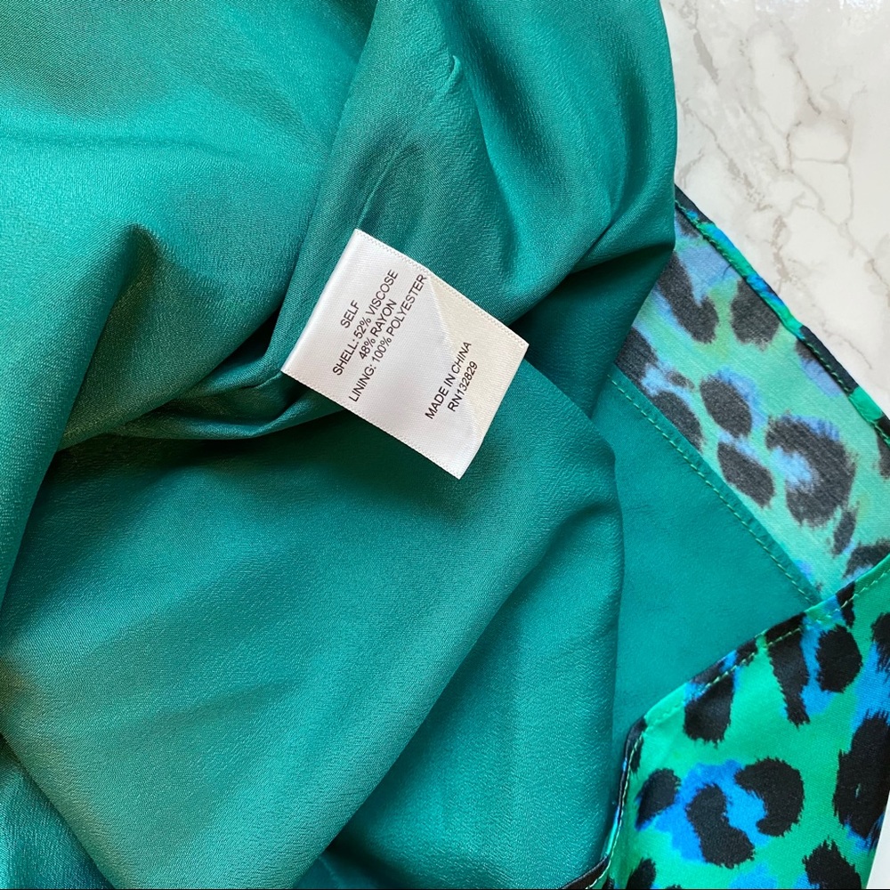 LPA Dress 252 Jade Leo Size Medium - Picture 5 of 6
